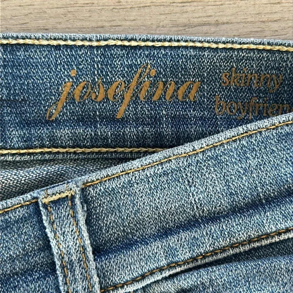 7FAMK josefina skinny boyfriend jeans size 25 distressed